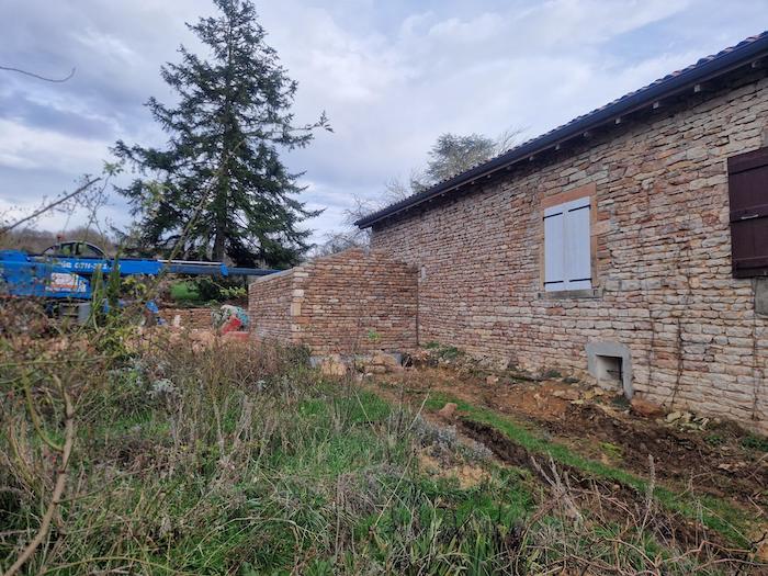 Photo d'un chantier de maçonnerie de l'entreprise Delhomme fernandes à Azé - travaux de maçonnerie